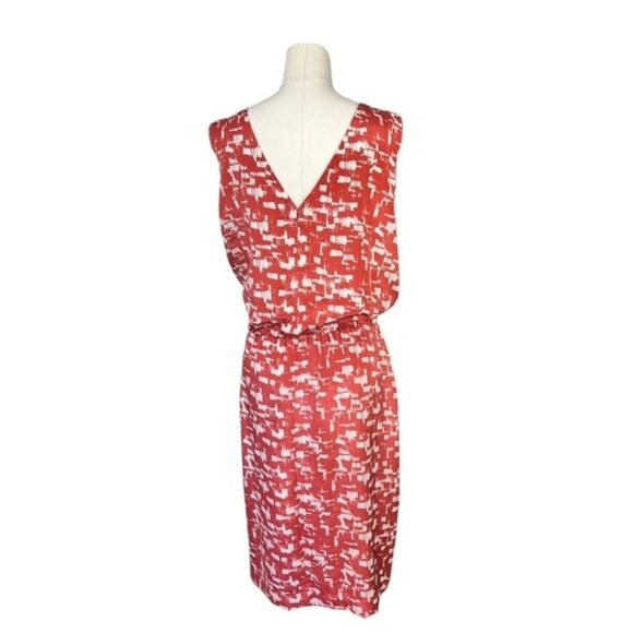 St. John Silk Blend Patina Bow Neck Sleeveless Dress $995 red white size 12 - Picture 4 of 4